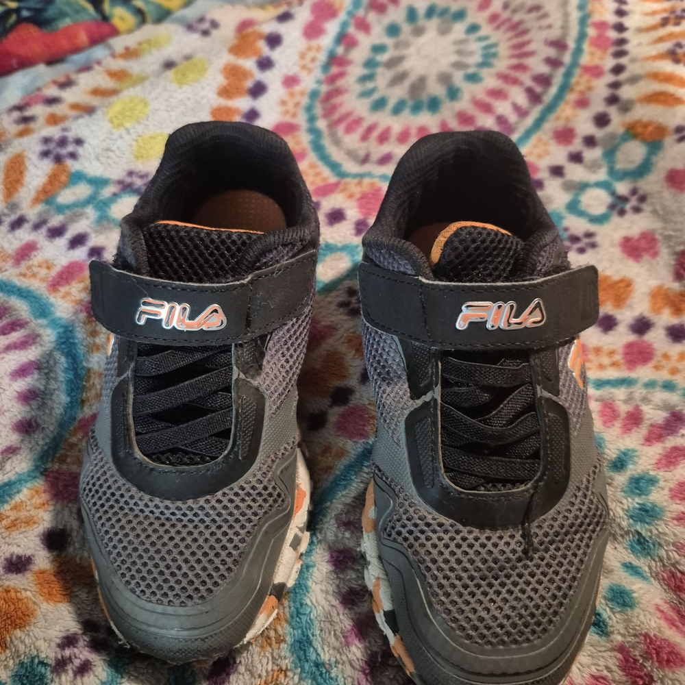 Fila Kids' Black and Orange Sneakers